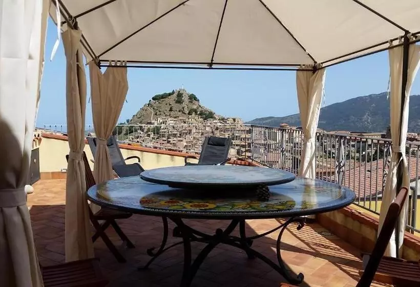 Majatalo Heart Of Sicily