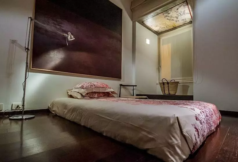 Pension No3 Town House Pantheon