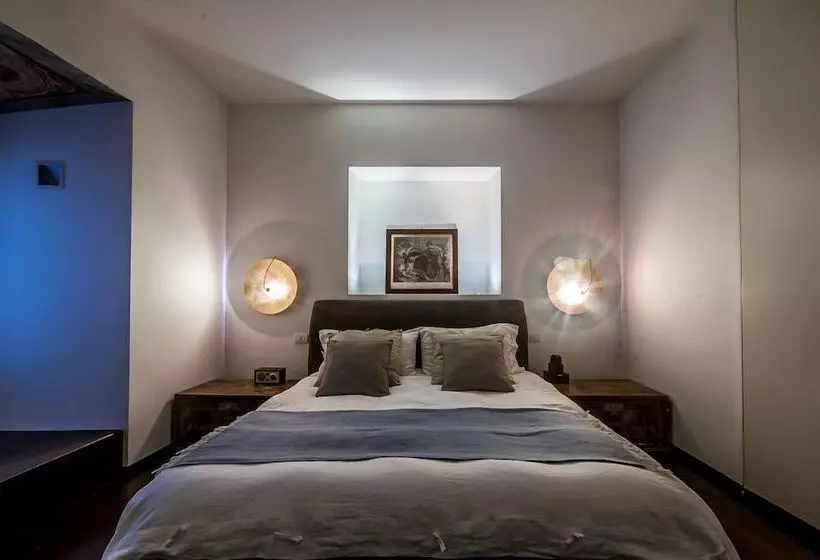 Pension No3 Town House Pantheon