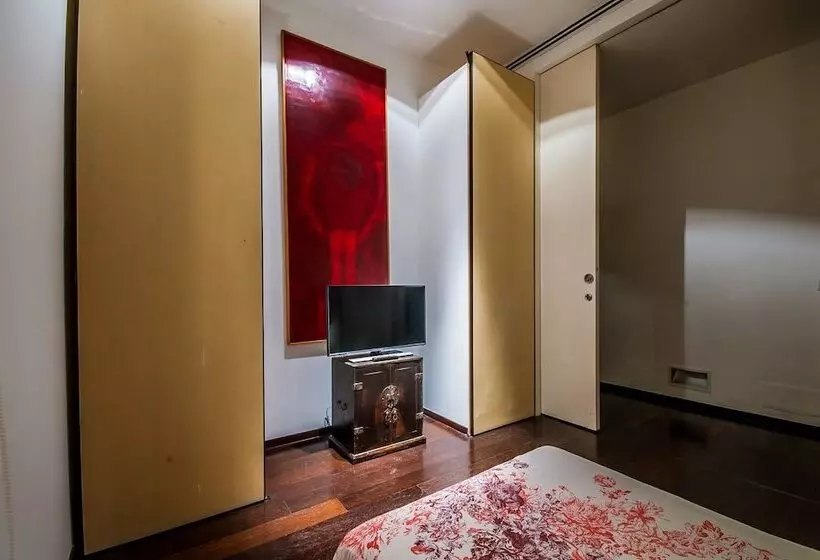 Pension No3 Town House Pantheon