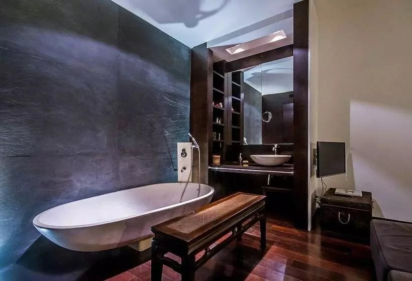 Pension No3 Town House Pantheon