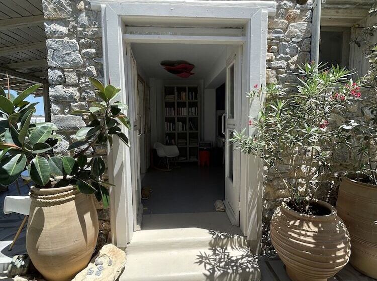 بنسيون Speires Suites