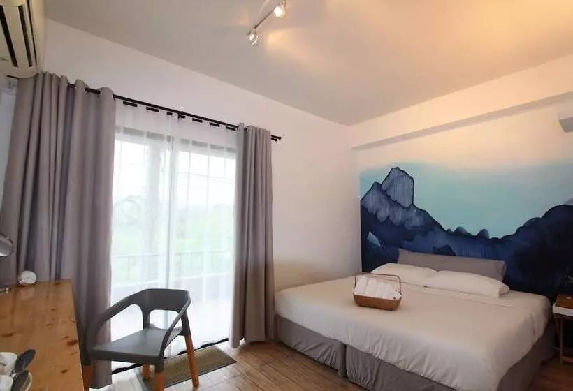 ペンション Vish Hotel And Cafe