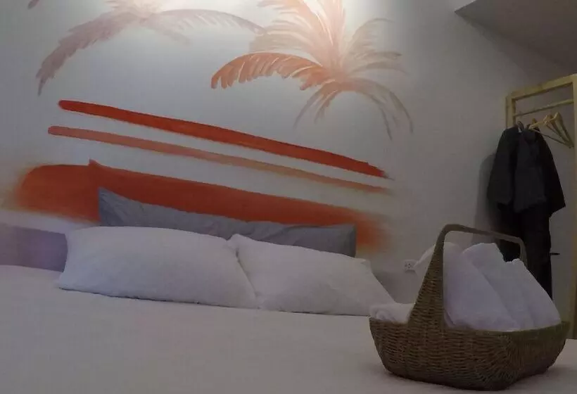 ペンション Vish Hotel And Cafe