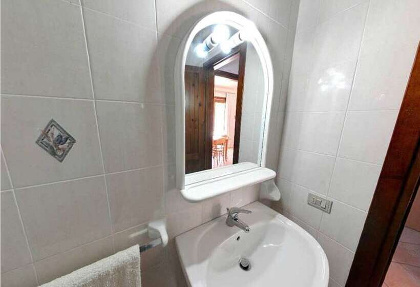 Residence Il Borgo Di Porto Corallo