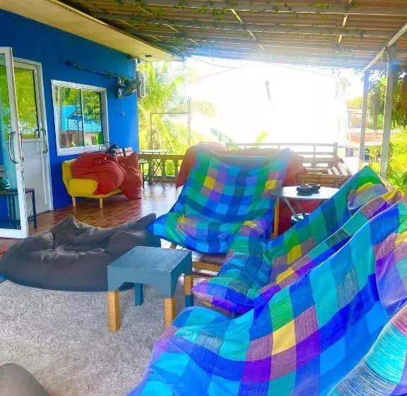 ユースホステル See Sea Backpackers House