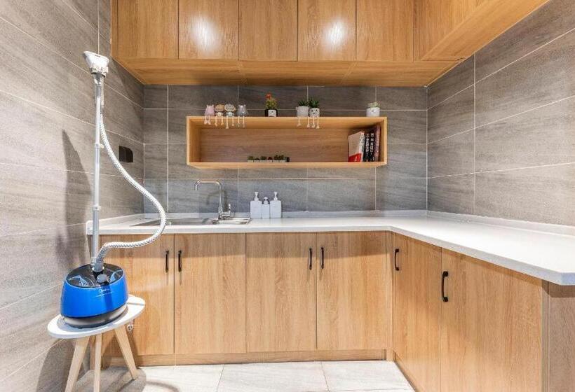 Hanting Hotel Suizhong Railway Station