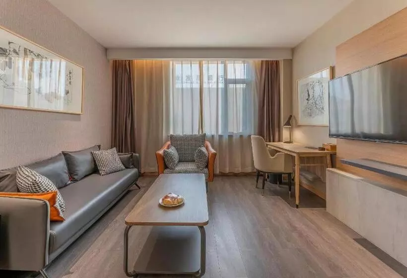 Hanting Hotel Suizhong Railway Station