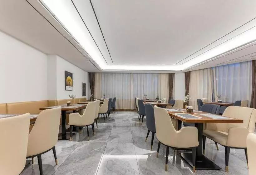 Hanting Hotel Suizhong Railway Station