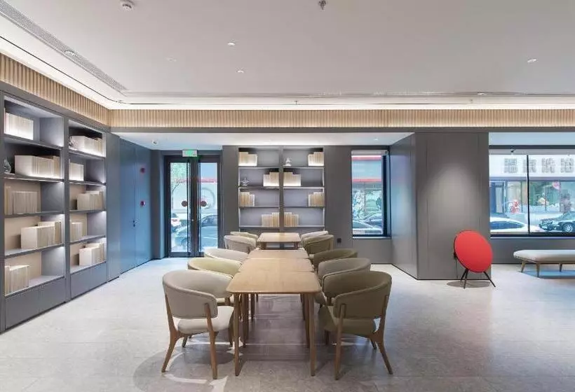 Ji Hotel Dandong Railway Station