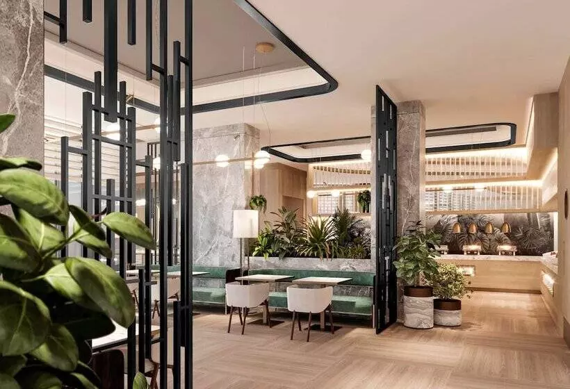 Hotelli Mövenpick Living Istanbul Camlivadi