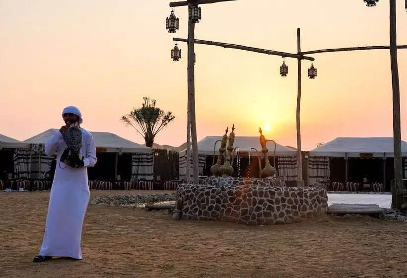 Hotelli Al Khayma Camp Elite Glamping & Dining In Experience