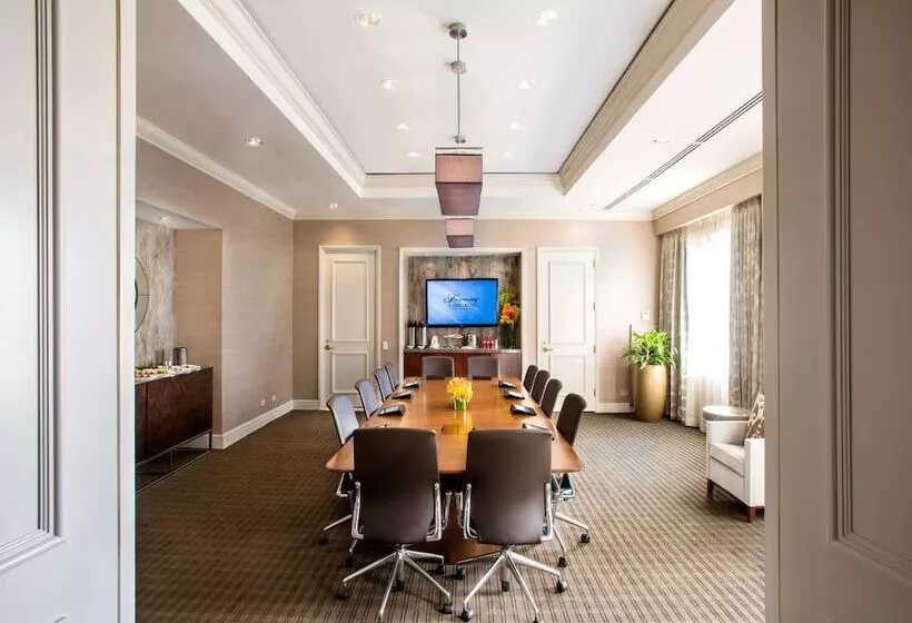 ホテル Fairmont Chicago At Millennium Park Gold Experience