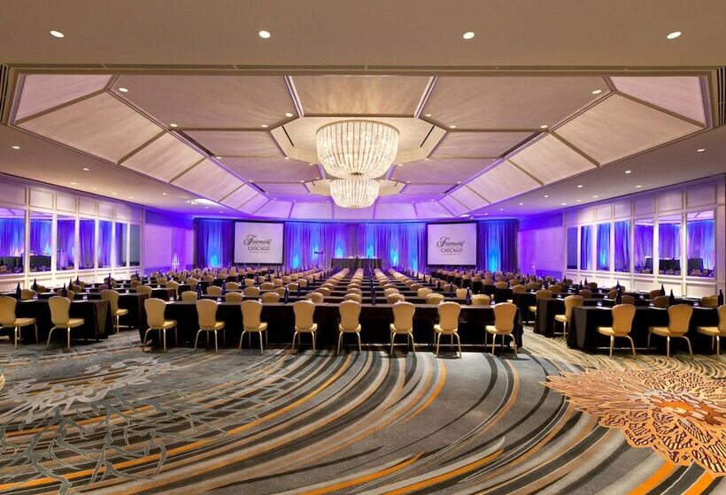 هتل Fairmont Chicago At Millennium Park Gold Experience