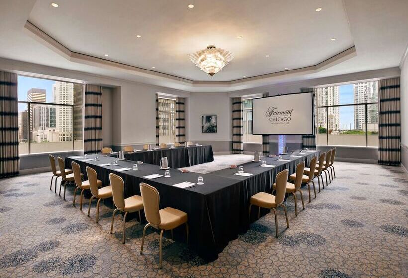 هتل Fairmont Chicago At Millennium Park Gold Experience