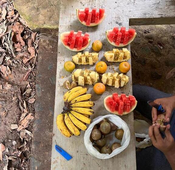 پانسیون Town Hostel