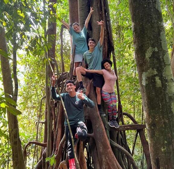 پانسیون Town Hostel