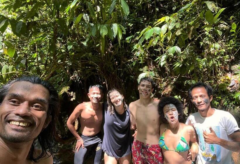 پانسیون Town Hostel