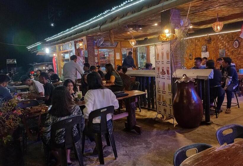 پانسیون Town Hostel