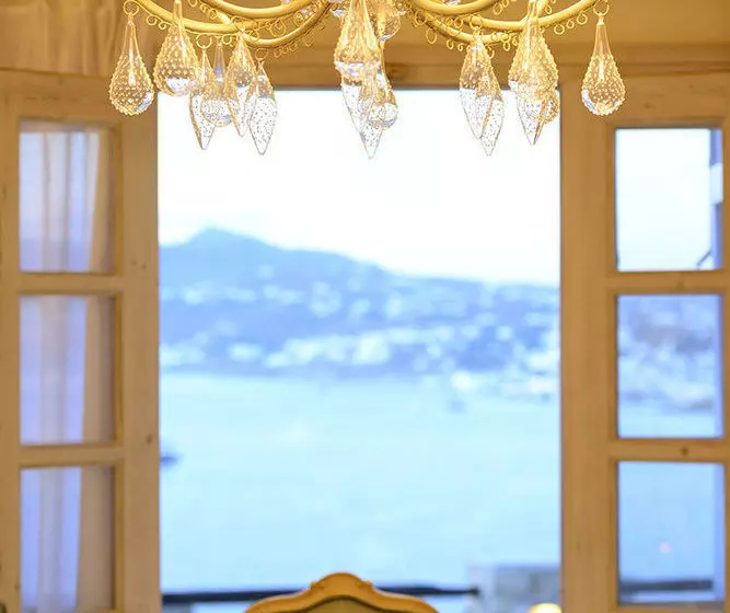 Aegean Pearl Villa