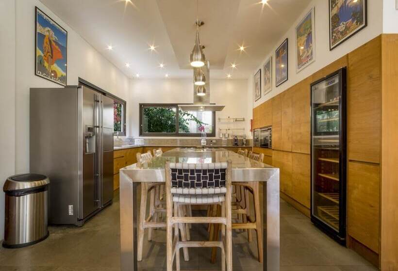 Akilea Luxury Villas