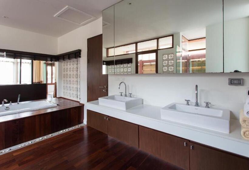 Amatapura Beachfront Villa 10 , Sha Certified