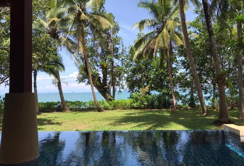 Amatapura Beachfront Villa 10 , Sha Certified