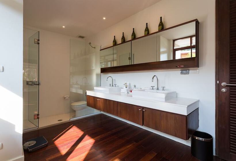 Amatapura Beachfront Villa 10 , Sha Certified