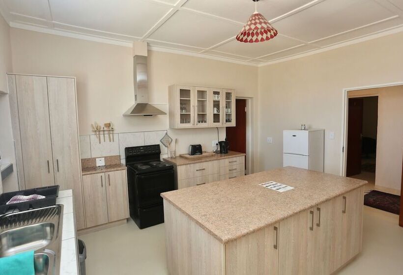 Aus Self Catering Units