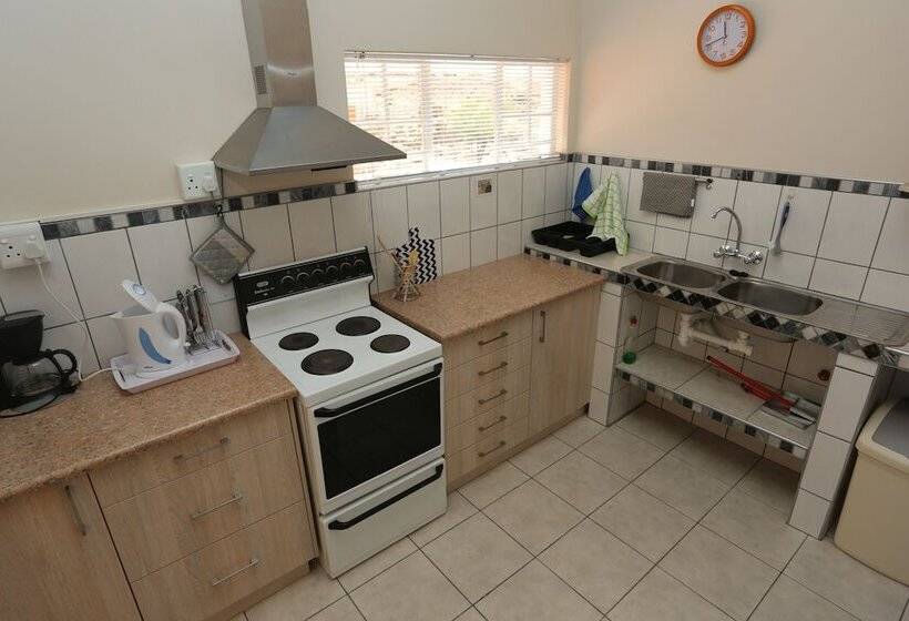 Aus Self Catering Units