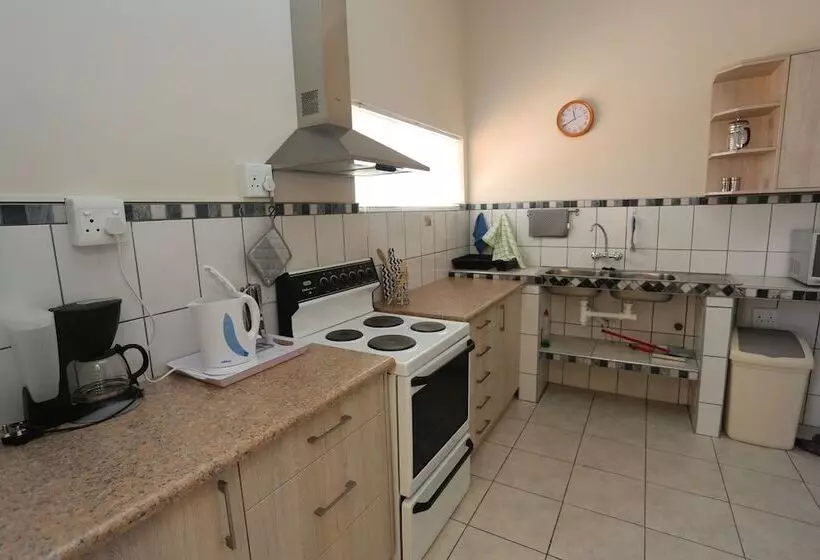 Aus Self Catering Units