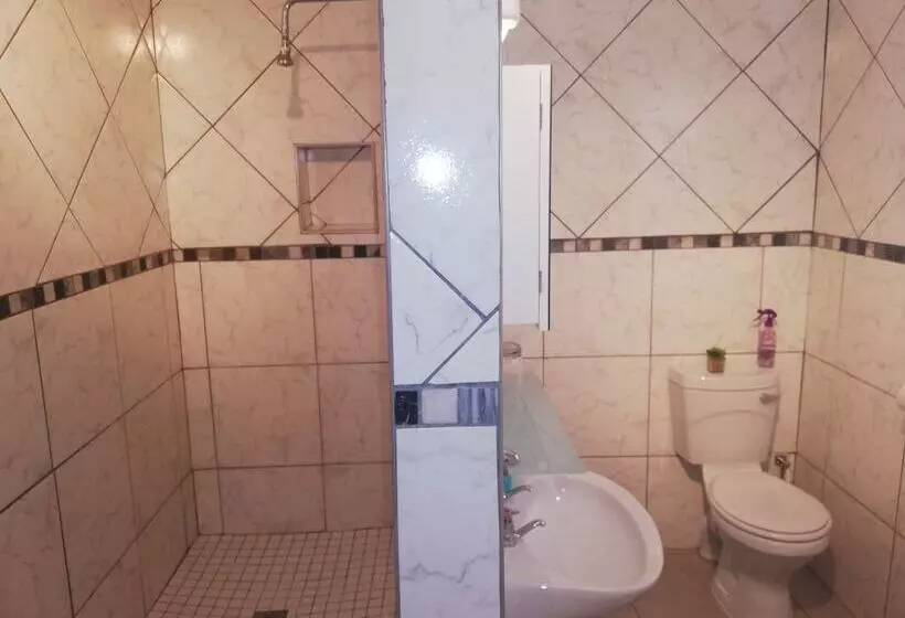 Aus Self Catering Units