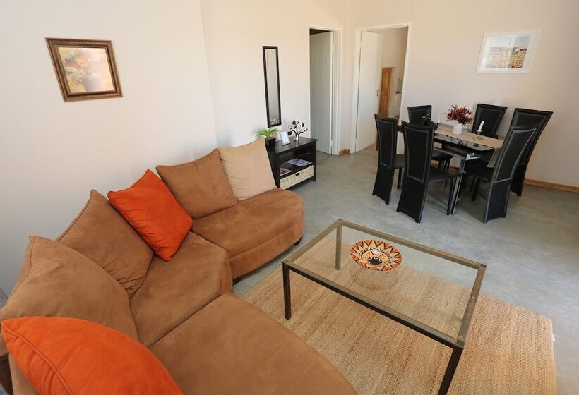 Aus Self Catering Units