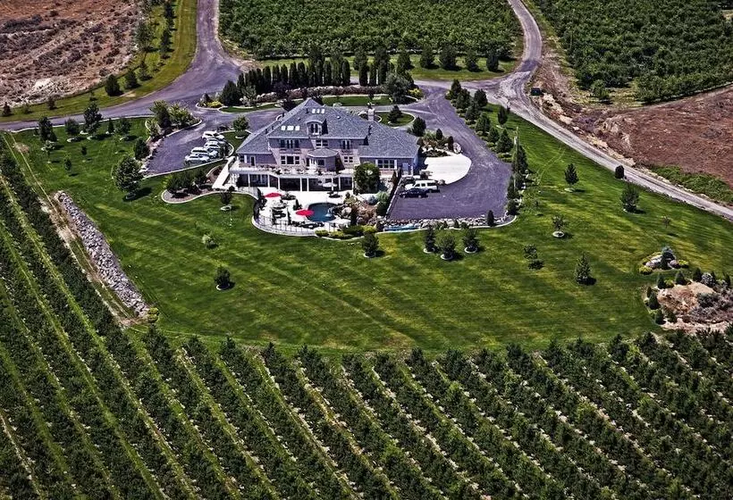 Aamiaismajoitus (B&B) Cameo Heights Mansion And The Vine Fine Dining Restaurant