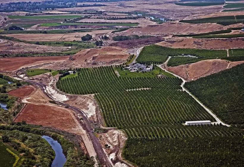 Aamiaismajoitus (B&B) Cameo Heights Mansion And The Vine Fine Dining Restaurant