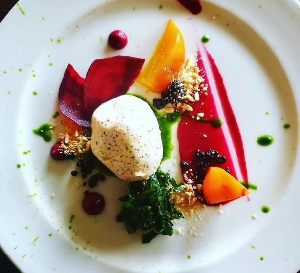 住宿加早餐  Cameo Heights Mansion And The Vine Fine Dining Restaurant