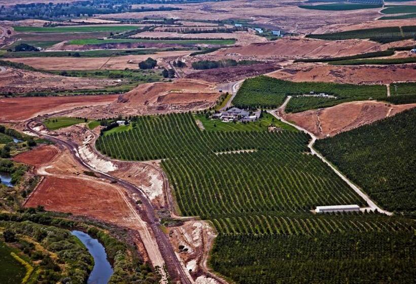 住宿加早餐  Cameo Heights Mansion And The Vine Fine Dining Restaurant