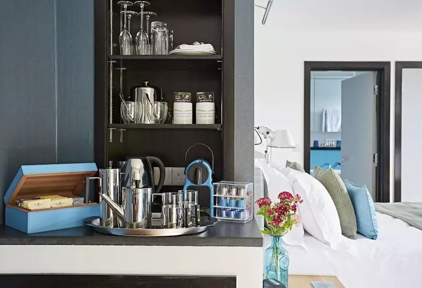 ベッドアンドブレックファースト Kaywana Hall