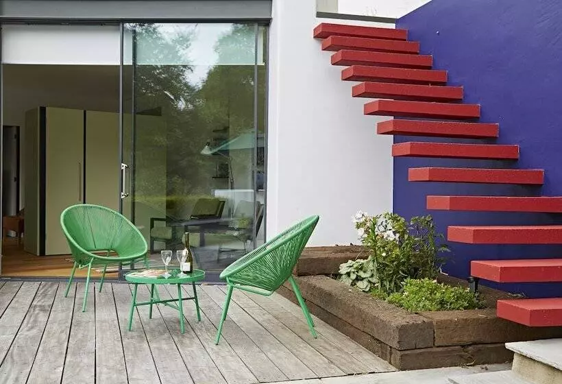 ベッドアンドブレックファースト Kaywana Hall