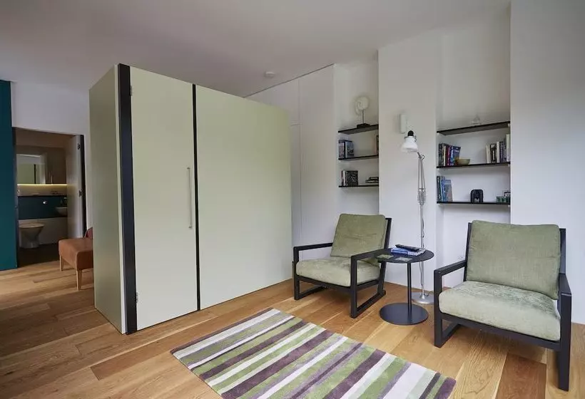 ベッドアンドブレックファースト Kaywana Hall