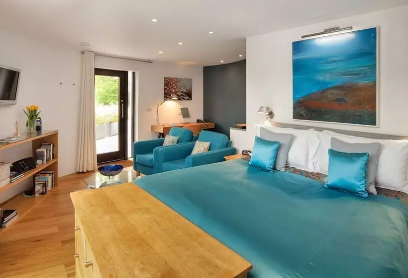 ベッドアンドブレックファースト Kaywana Hall