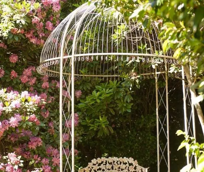 ベッドアンドブレックファースト Woolrich Historic Garden Cottage