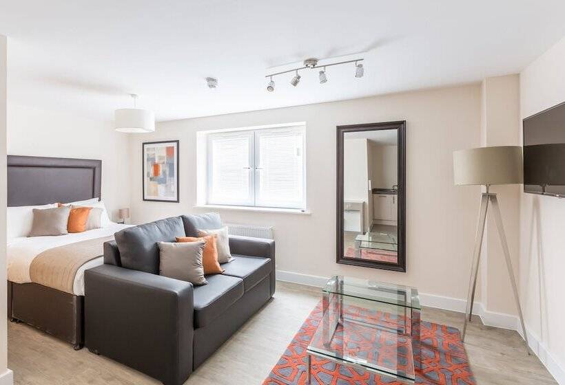 Central Gate Apartments By House Of Fisher