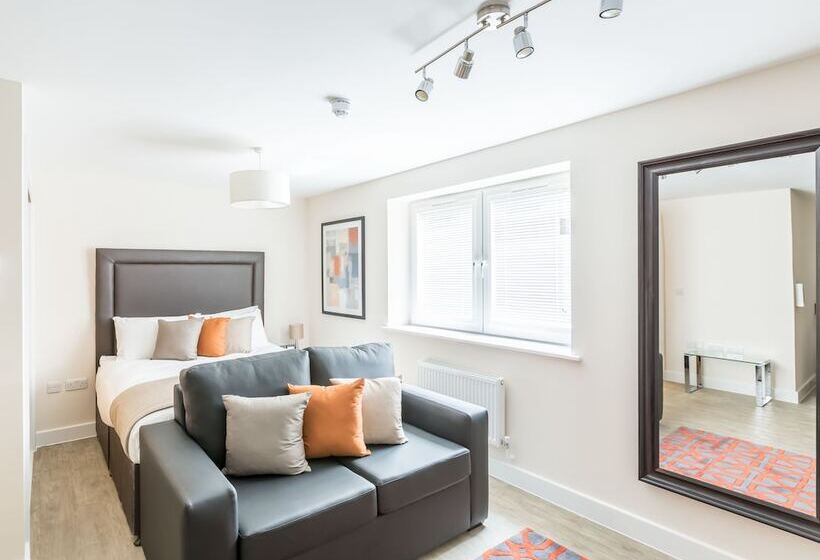 Central Gate Apartments By House Of Fisher