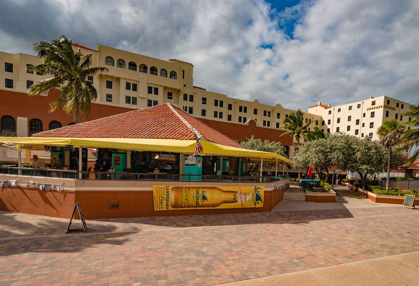 Design Suites Hollywood Beach