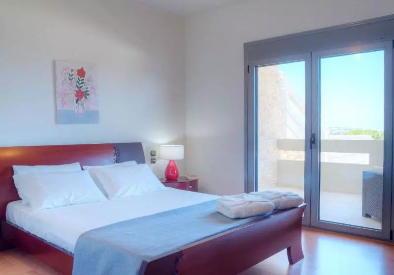 ホテル Artemis Villa