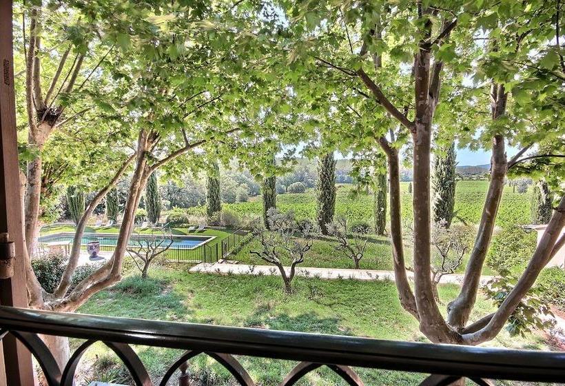 Отель Domaine Clos De L'ours