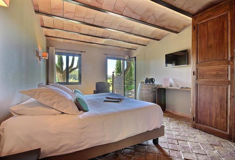 Отель Domaine Clos De L'ours