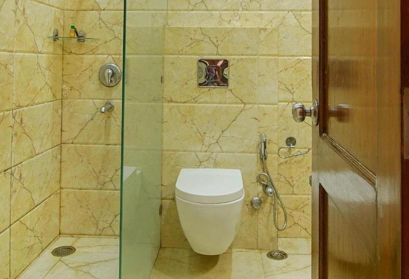 فندق Fab Primero