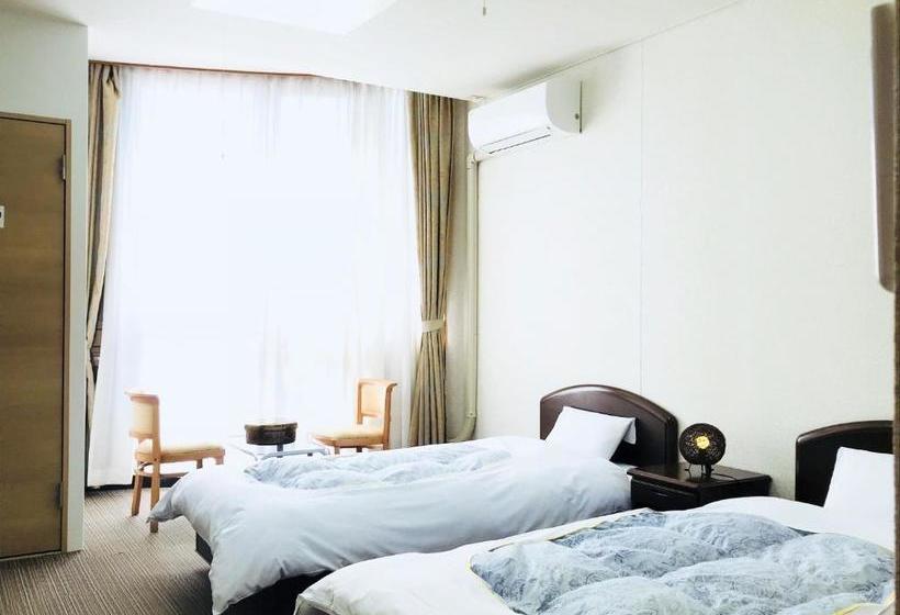 בית מלון כפרי Freegate Shirahama